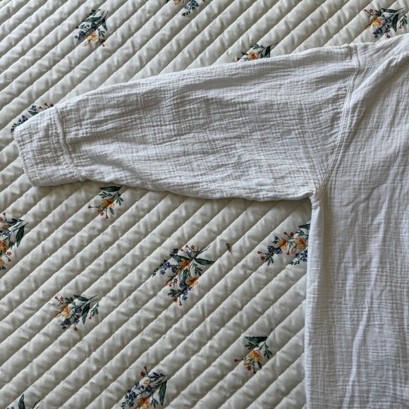 Aerie Day-Off Cover Up Button-Down Shirt, Oversized - White | Size Large - Picture 4 of 7